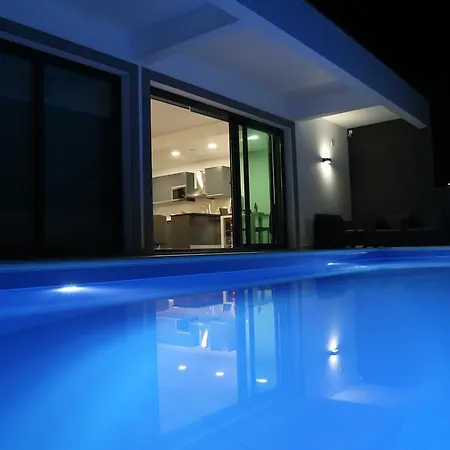 A&m House