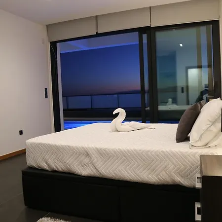 Сasa de vacaciones A&m House Arco da Calheta (Madeira)
